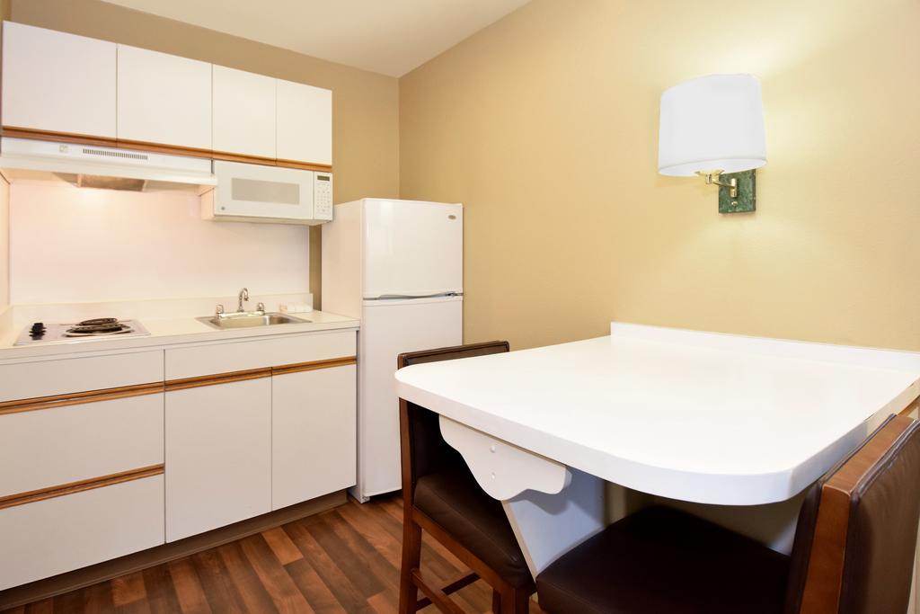 Extended Stay America Suites - Houston - Willowbrook Louetta Bagian luar foto