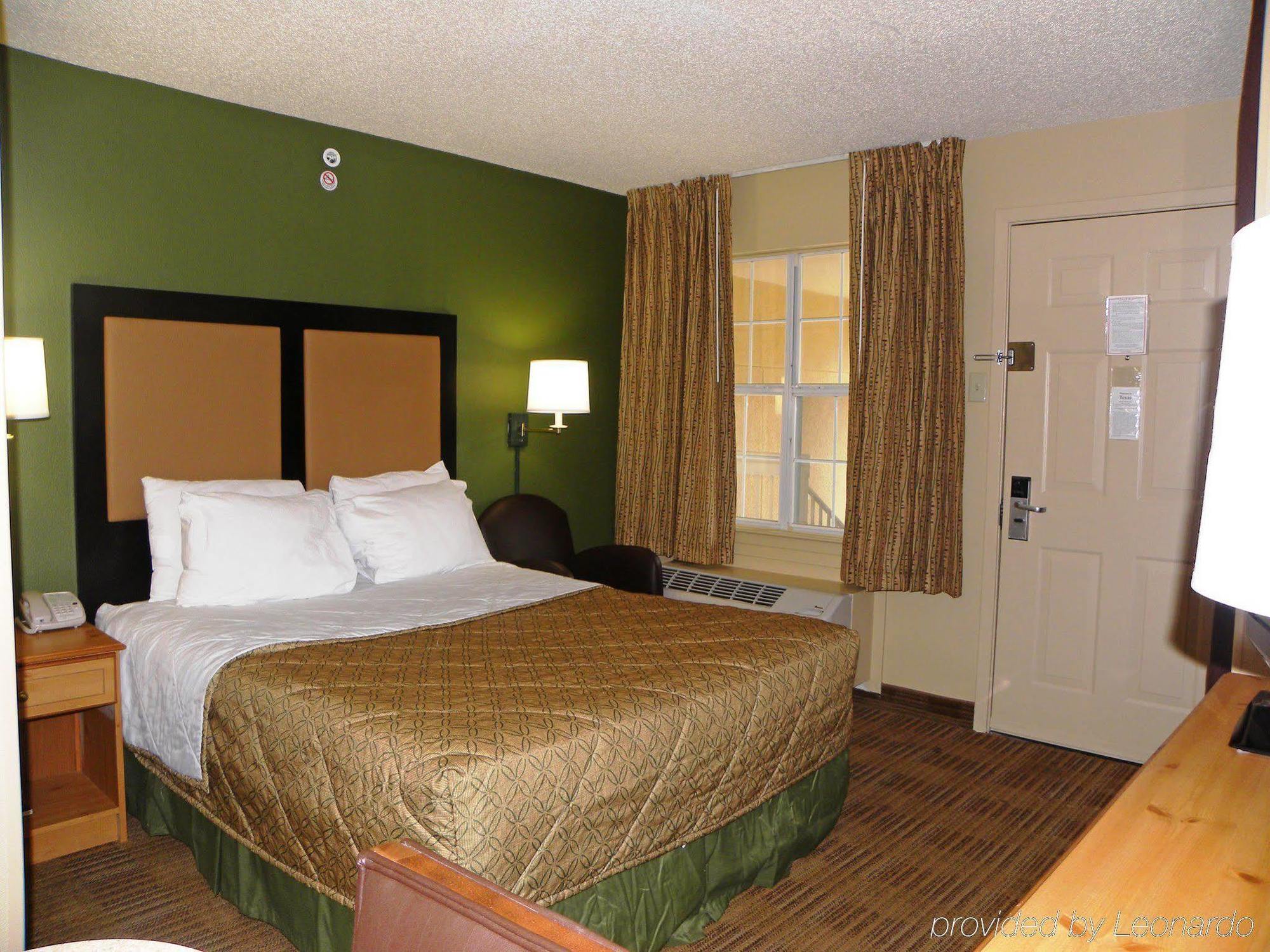 Extended Stay America Suites - Houston - Willowbrook Louetta Bagian luar foto